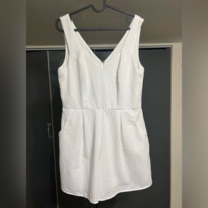 Francesca’s Maggie Sweetheart Neckline Romper- Large